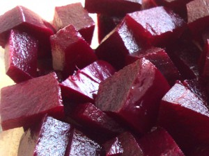 Recipe Cooked beet cubes as a raw salad - FRIJE